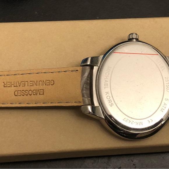 Michael Kors Pave Watch with Grey Leather Straps - Picture 7 of 13